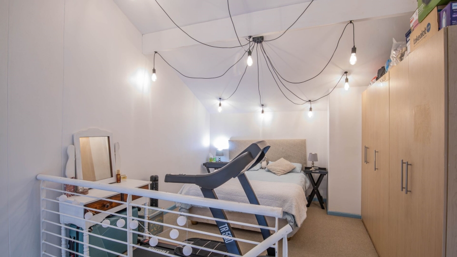 1 Bedroom Property for Sale in Muizenberg Western Cape